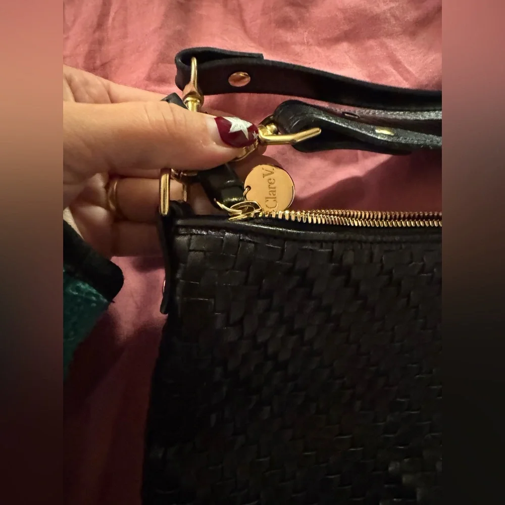 CLARE V Moyen Messenger Bag - Picture 11 of 15